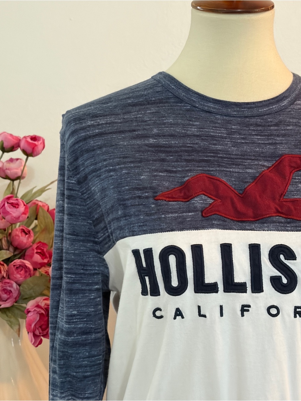 Hollister Men's Long Sleeve Tee - Navy, White & Red Logo Y2K 2000s Retro Preppy - Picture 9 of 13